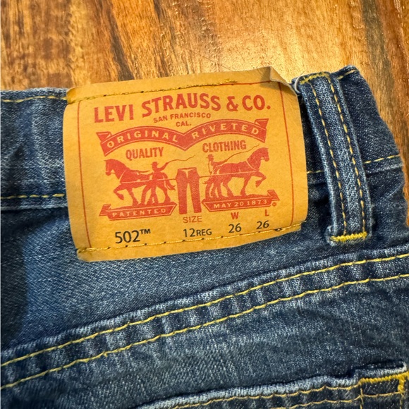 Boy’s 502 Regular Taper Levi’s Jeans Size 12 - Picture 6 of 6